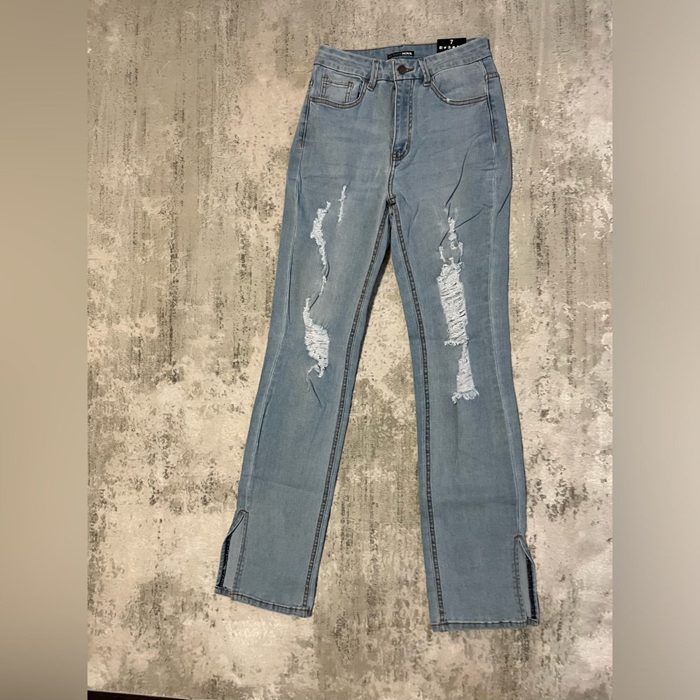 NWT- FASHION NOVA Killing 'Em Kindly High Rise Jeans LightBlueWash SIZE 7